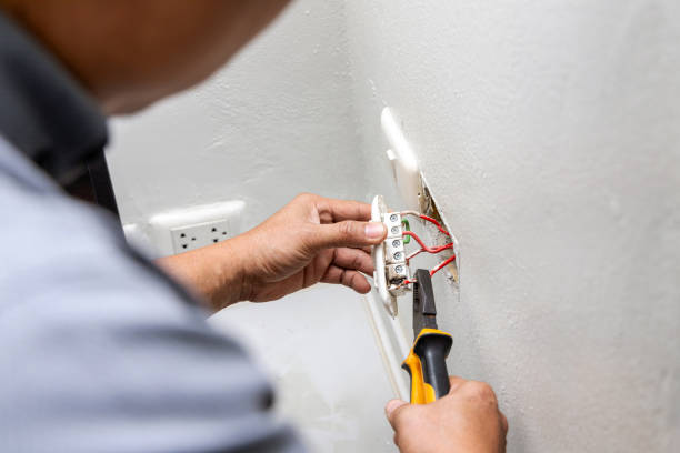 Best Affordable Emergency Electrician  in Inverness, IL